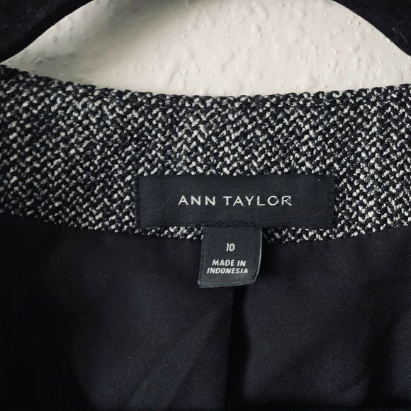 Ann Taylor Herringbone Peplum Jacket Tweed Blazer - Picture 3 of 5